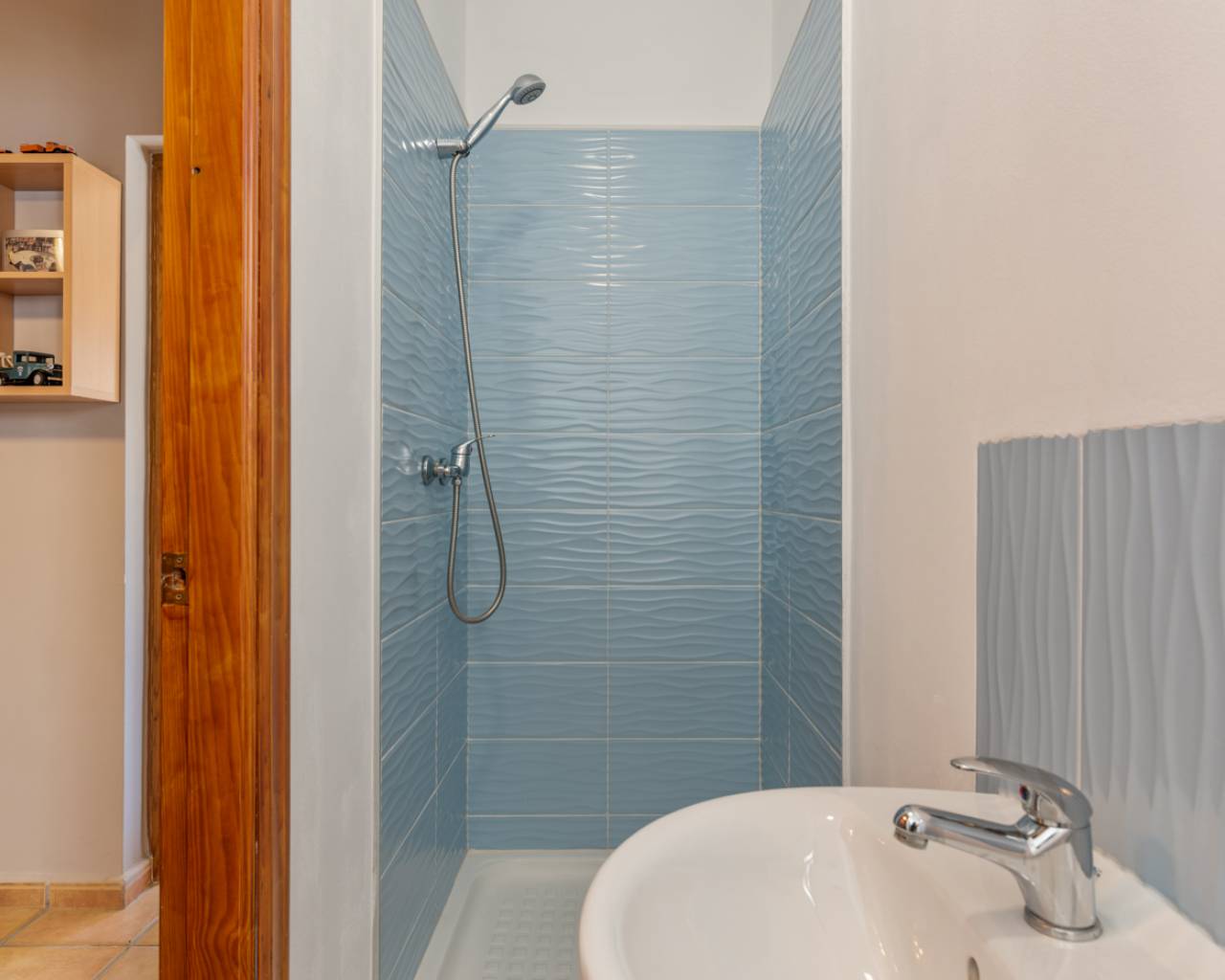 Venta. Villa en Catral