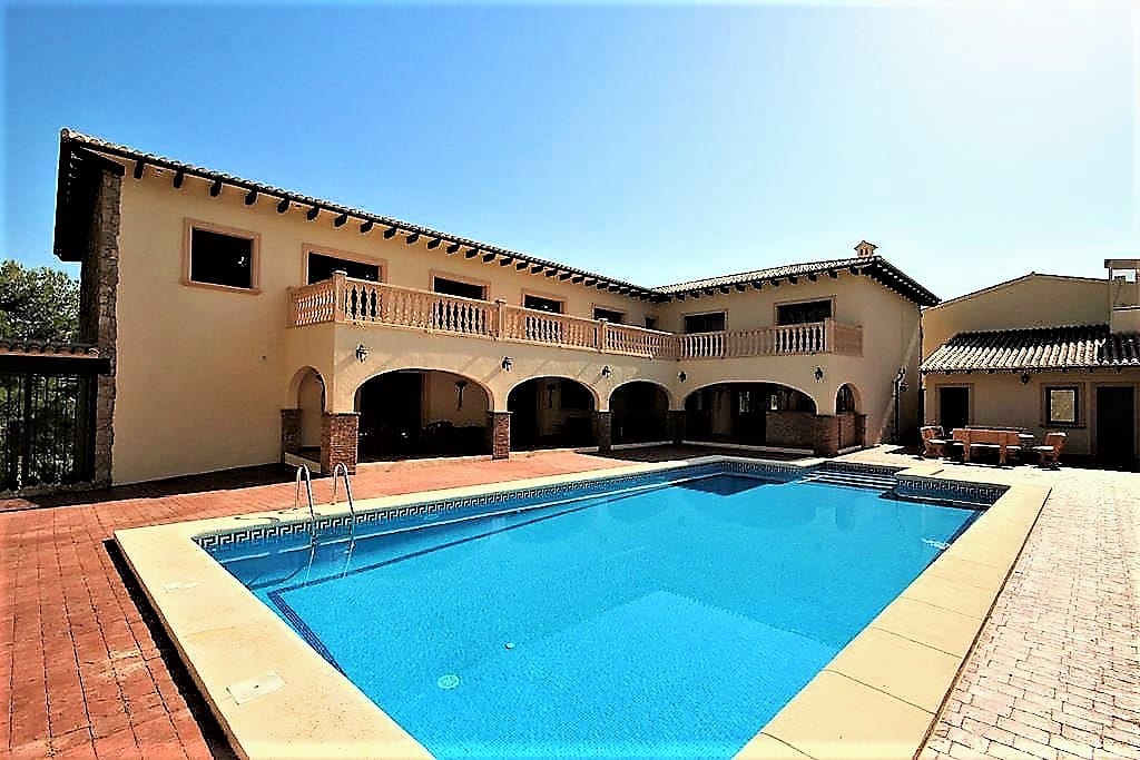 For Sale. Villa in Lliber