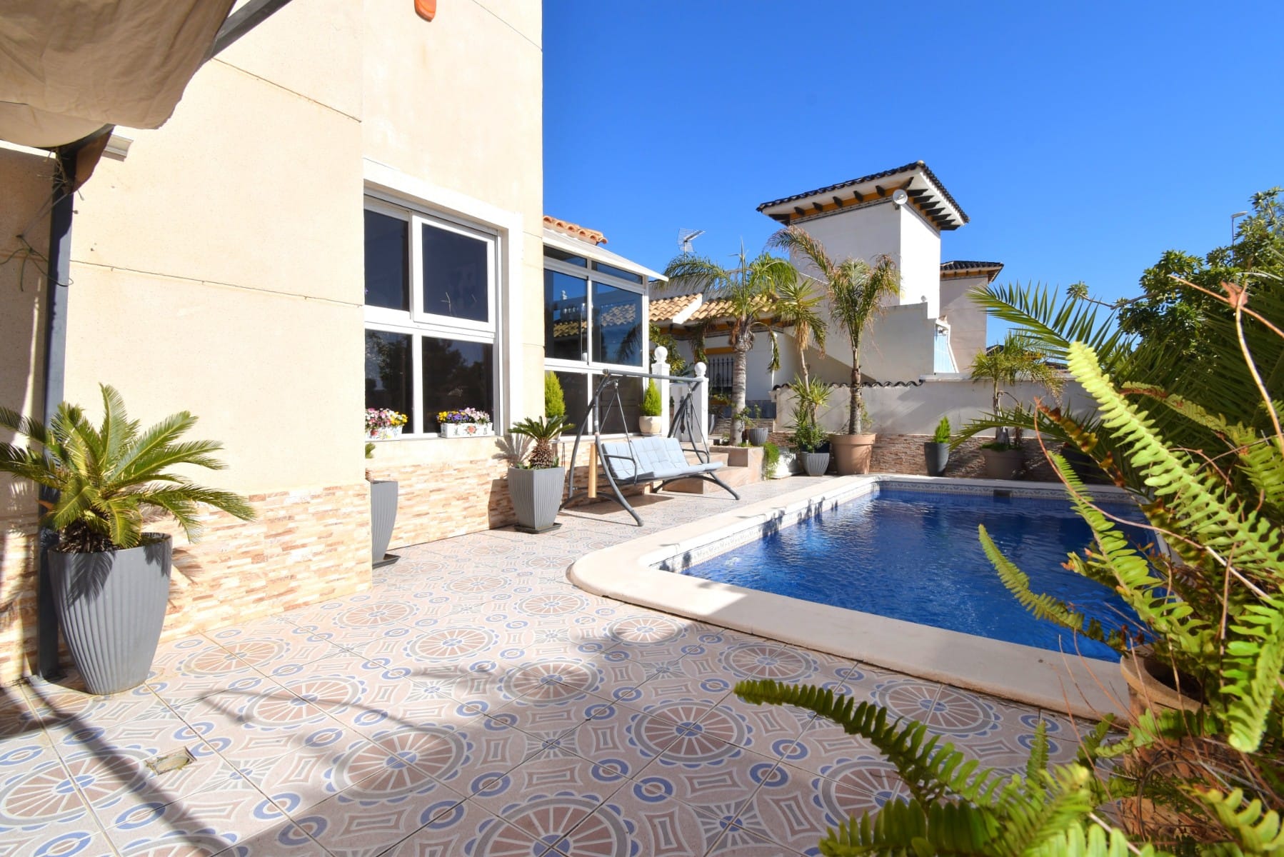 Venta. Villa en Orihuela Costa