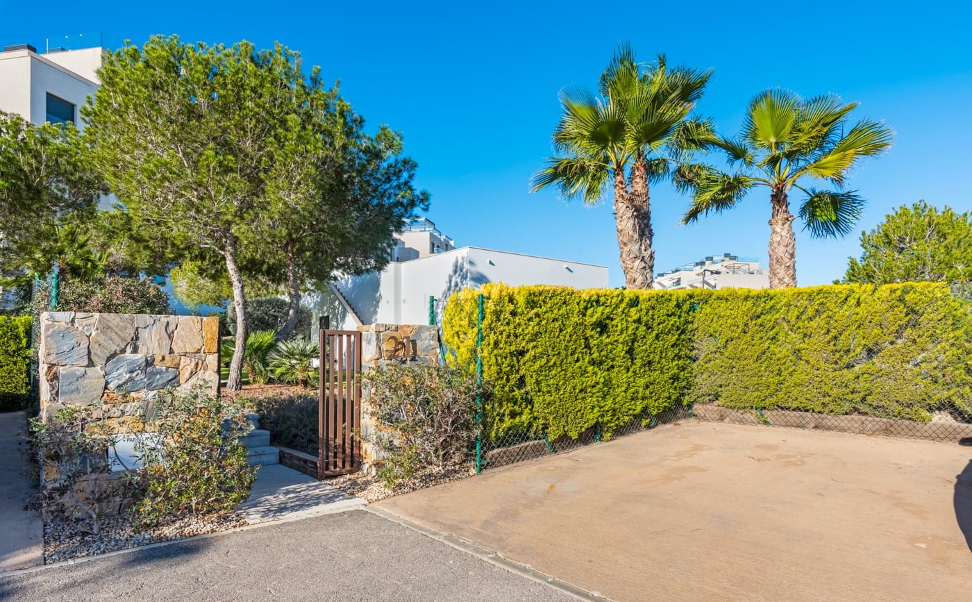 For Sale. Villa in Orihuela Costa