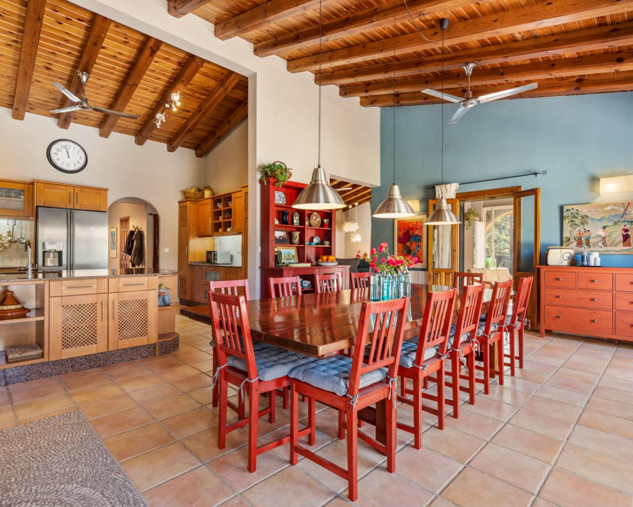 Venta. Villa en Catral