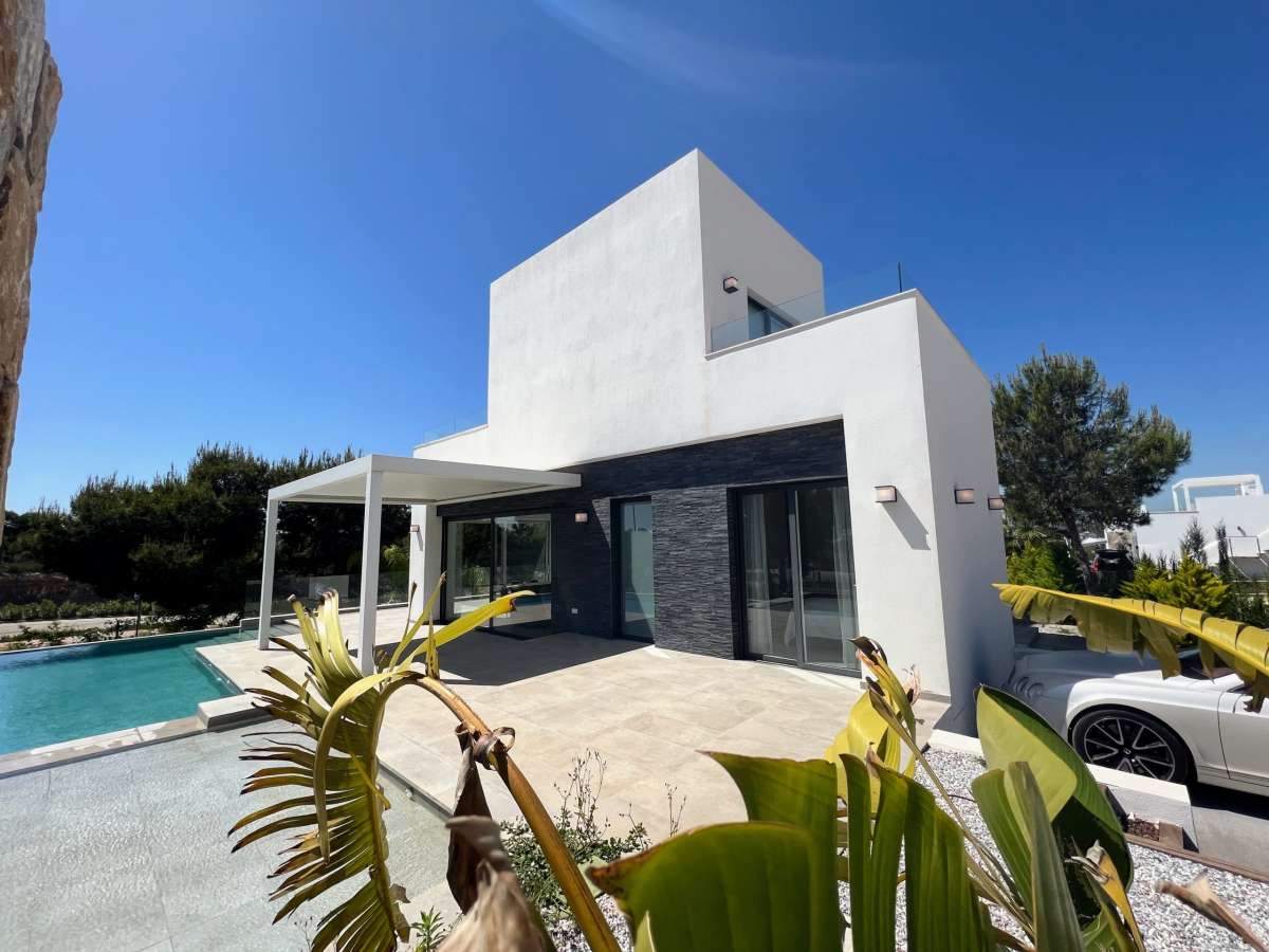 CBW-478442 - Verkoop. Villa in Orihuela Costa