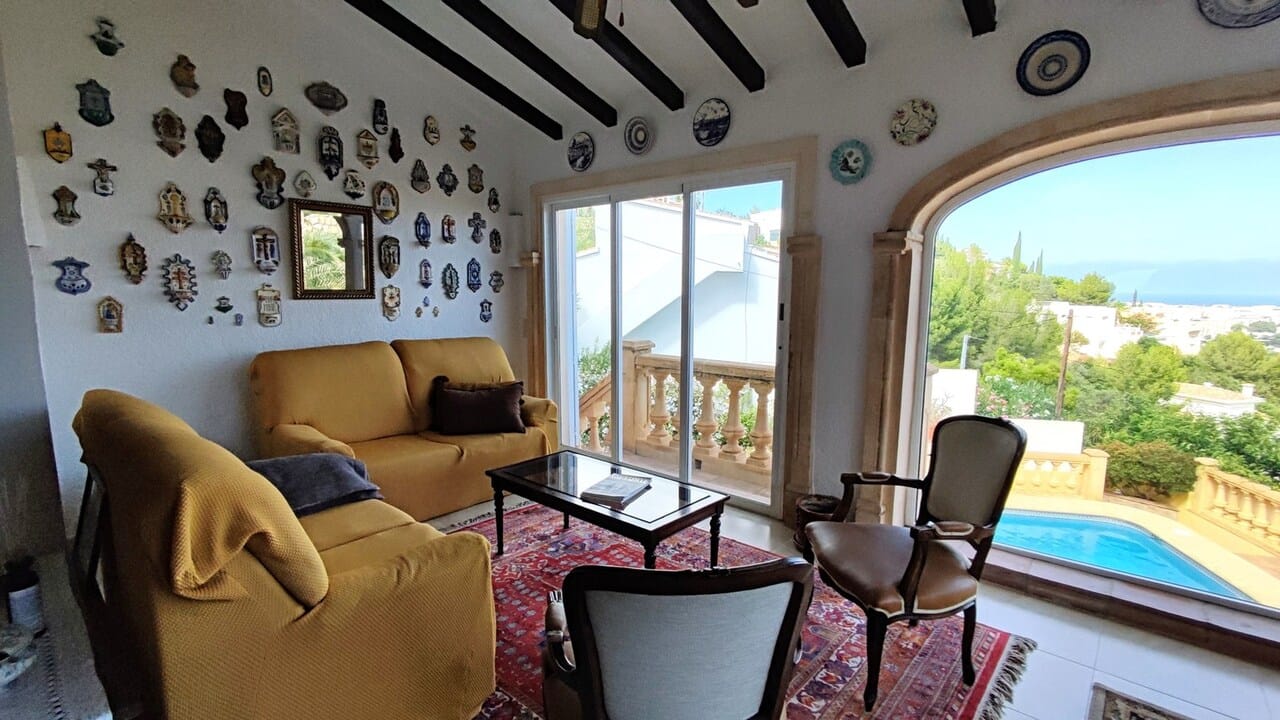 Venta. Villa en Denia