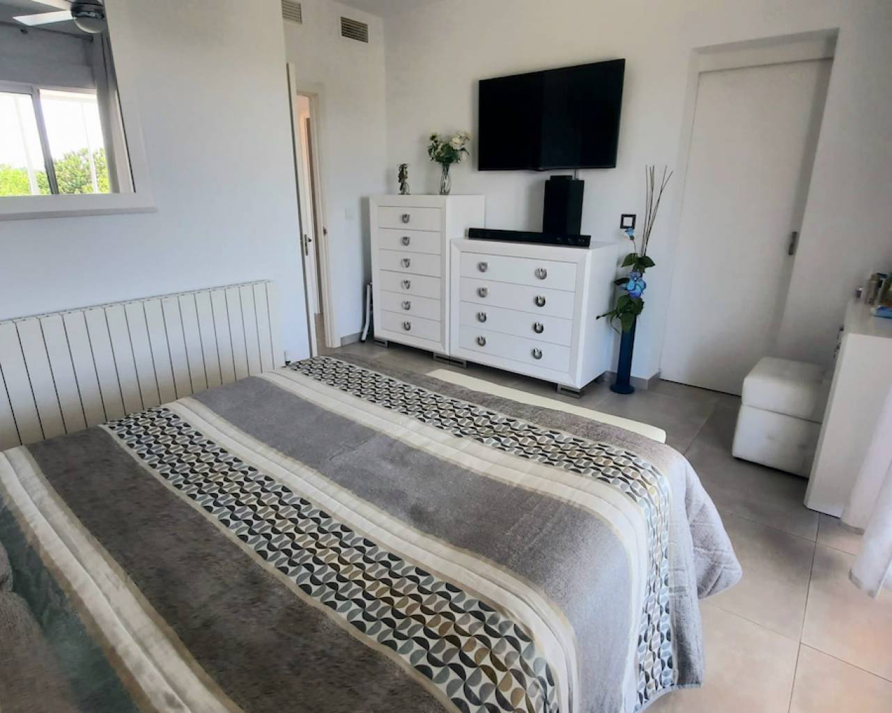 For Sale. Villa in Daya Nueva
