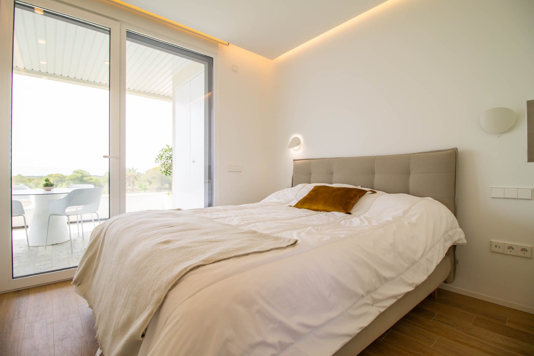 Venta. Apartment en Las Colinas Golf Resort