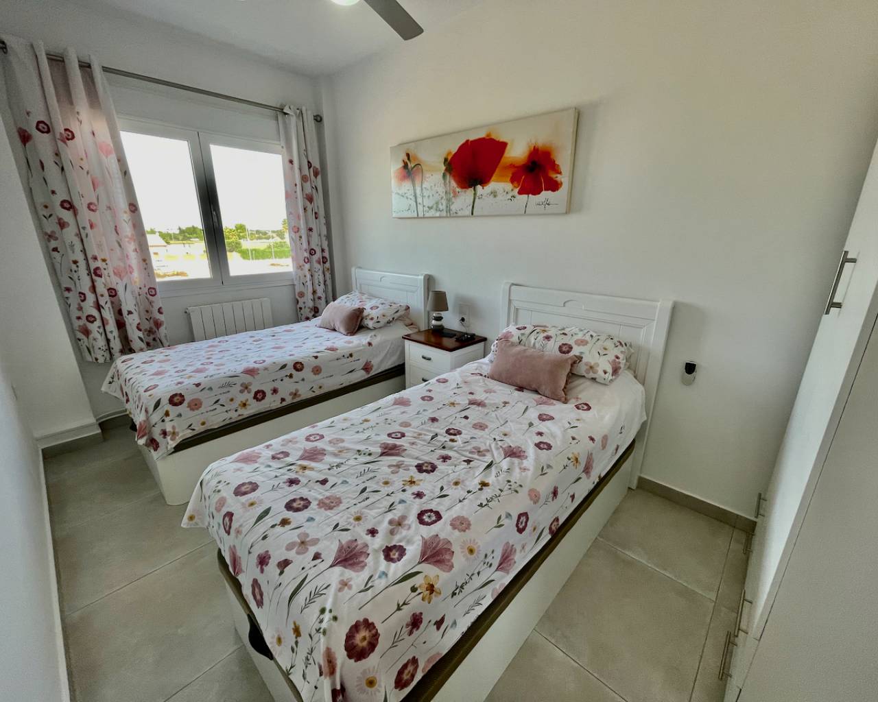 For Sale. Villa in Daya Nueva