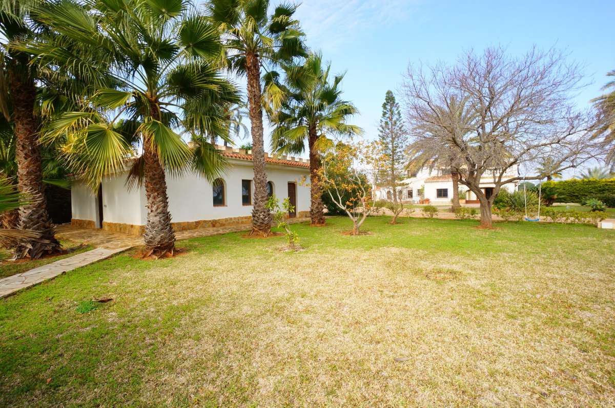 CC-2296925 - Verkoop. Villa in Javea