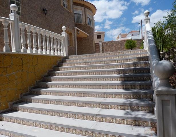 Venta. Villa en Pinar De Campoverde