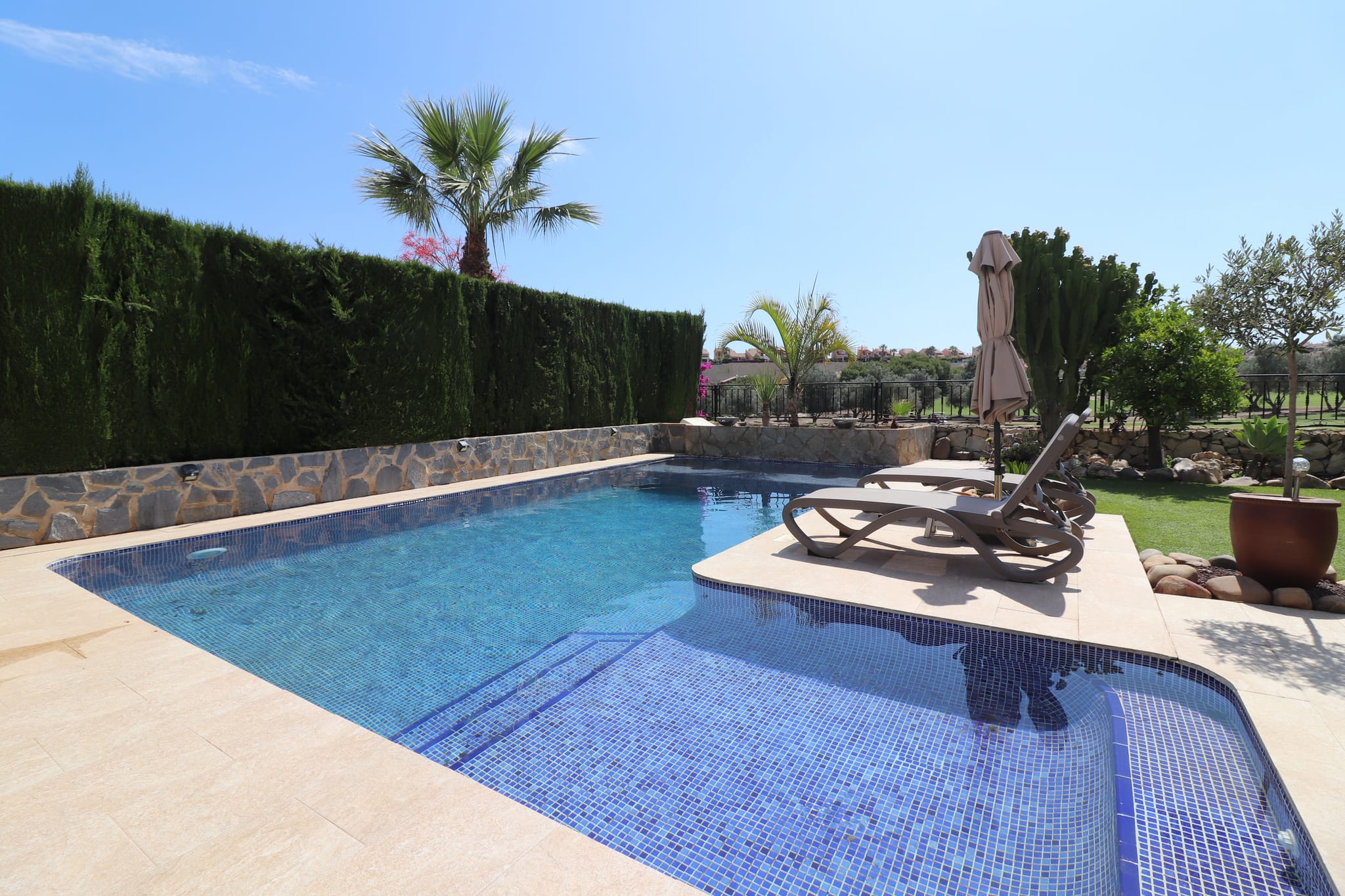 Venta. Villa en Algorfa