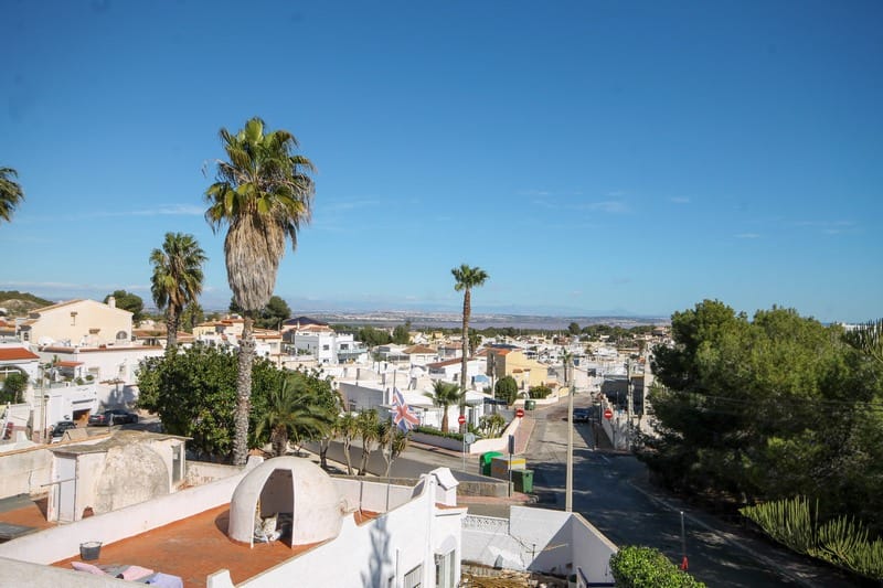 Venta. Villa en San Miguel de Salinas