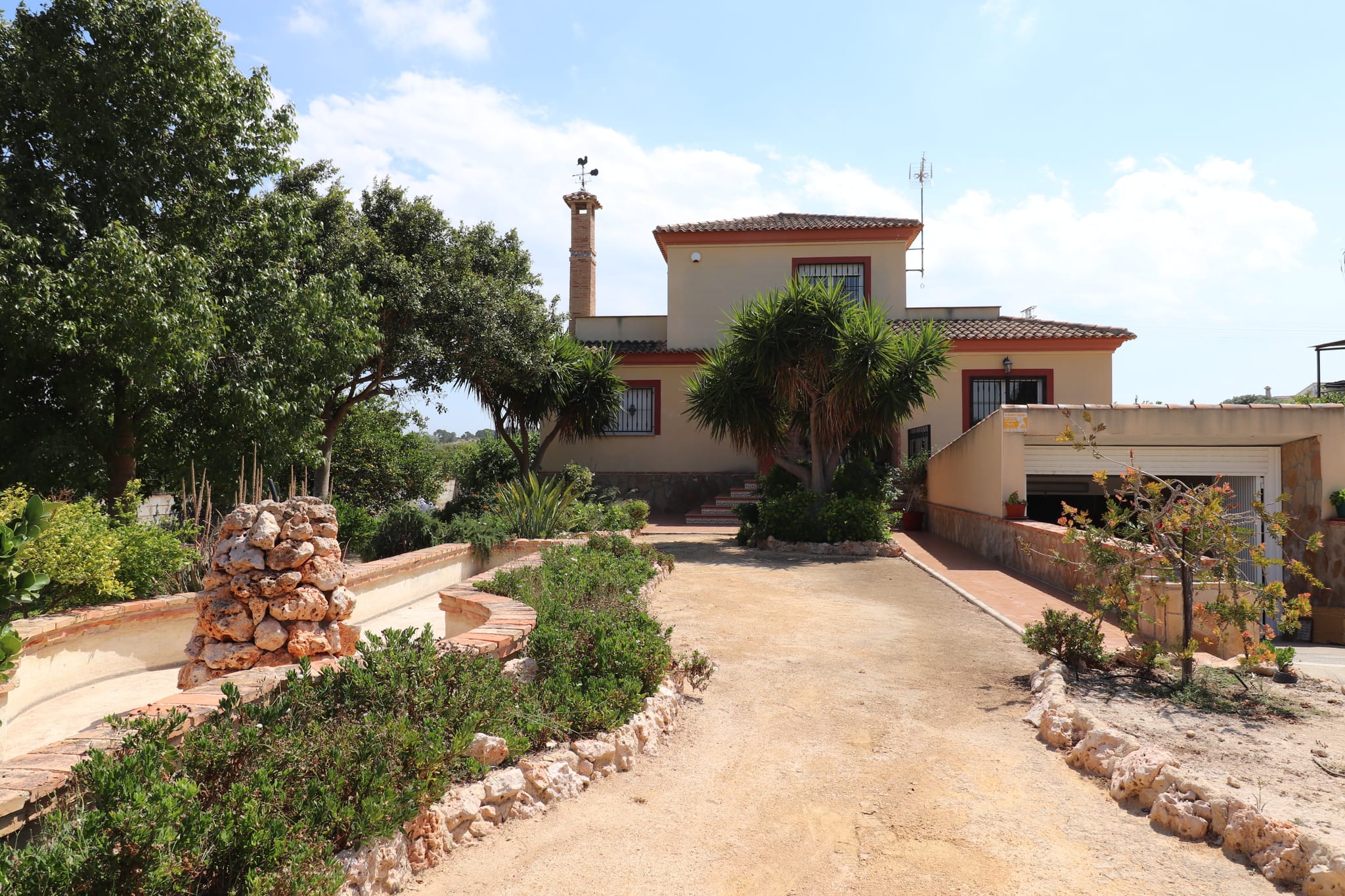 For Sale. Country House in Algorfa