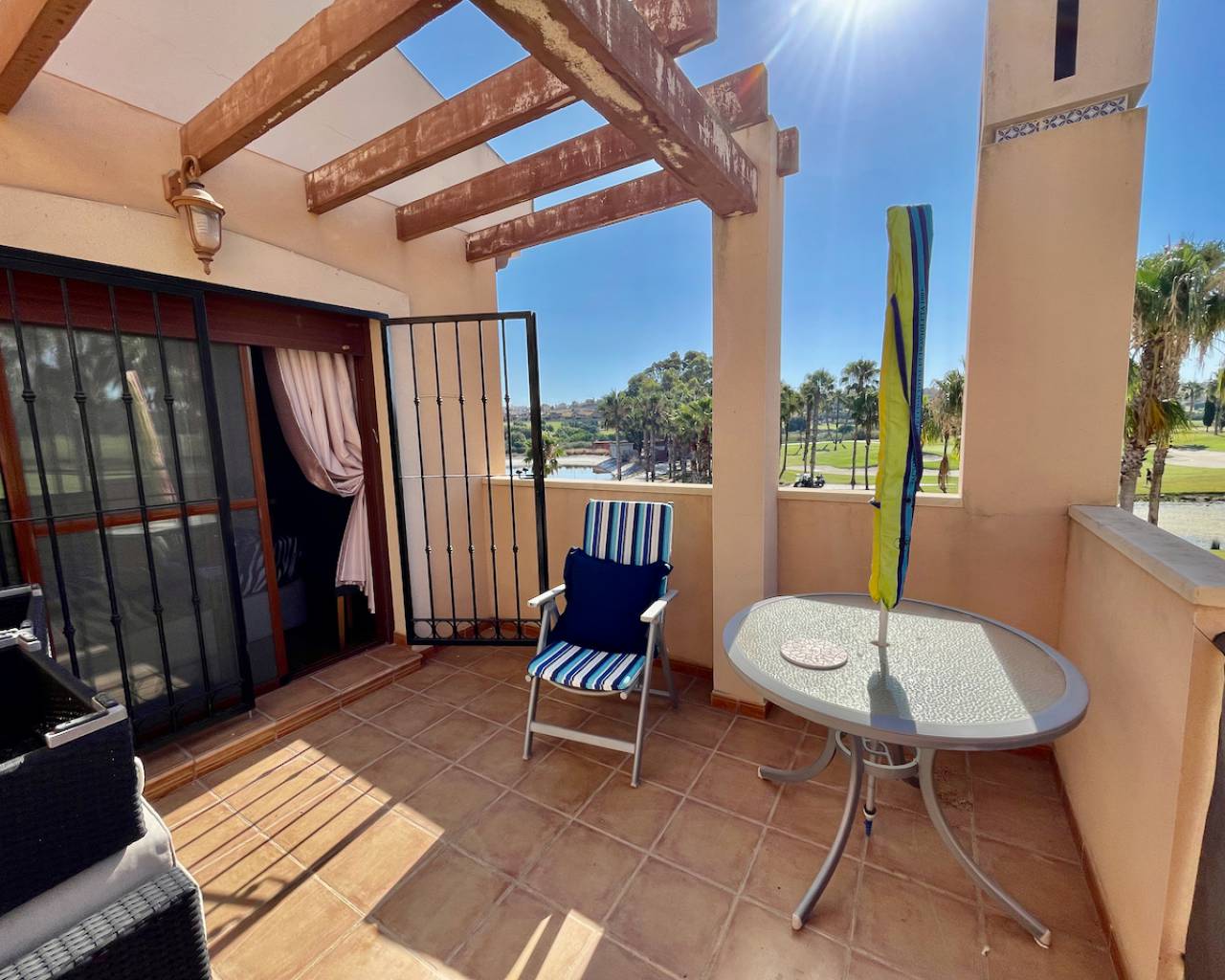 Venta. Villa en Algorfa