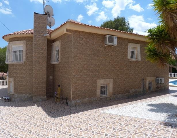 Venta. Villa en Pinar De Campoverde