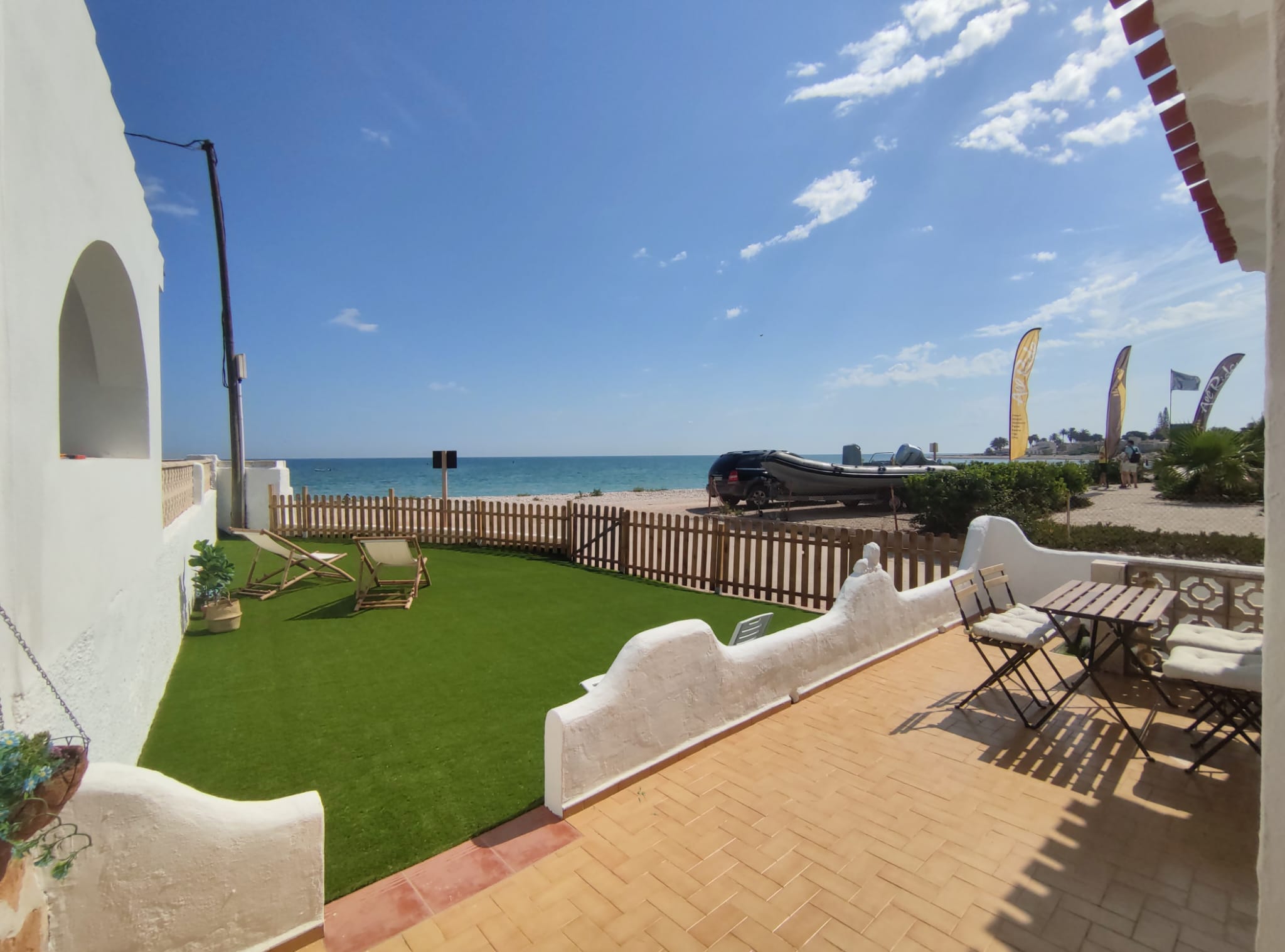 Gemütliche Villa direkt am Strand.