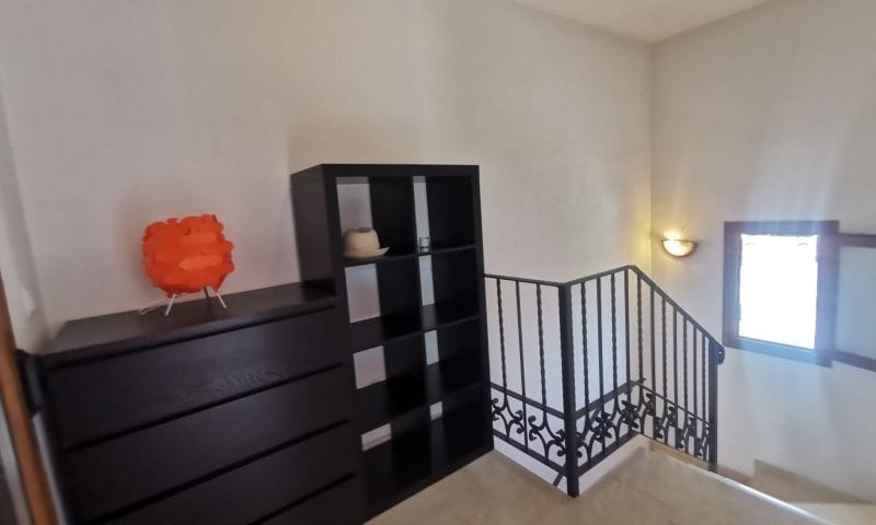 Venta. Villa en Algorfa