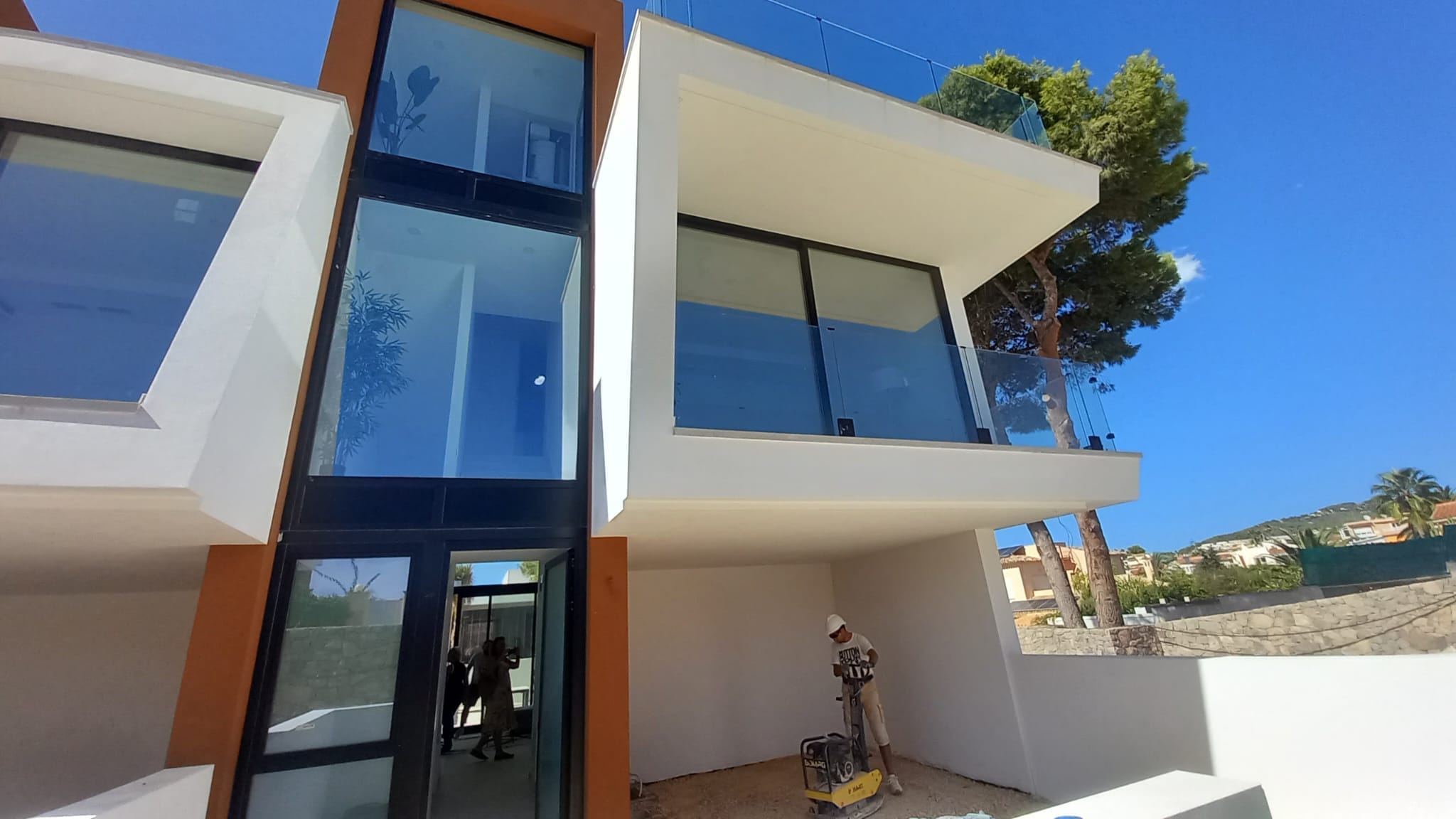 Adosados nuevos y modernos en venta en Calpe