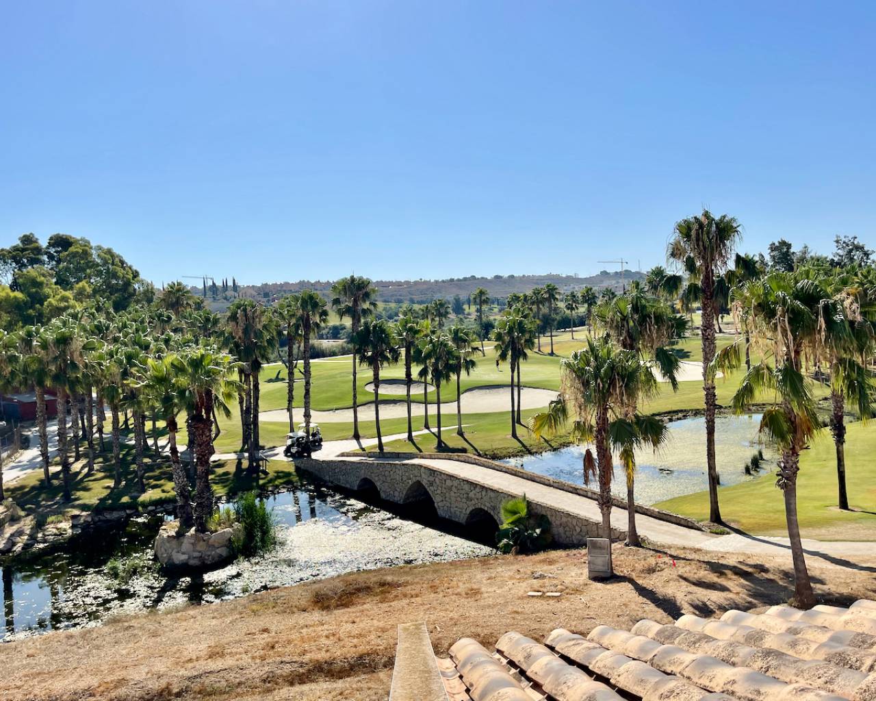 Venta. Villa en Algorfa