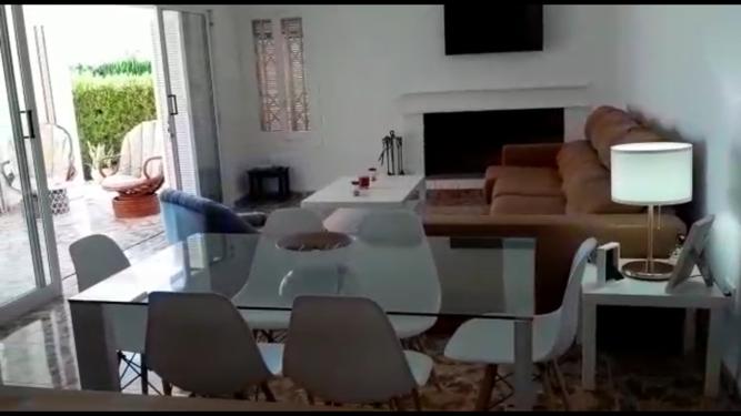 Venta. Villa en Torrevieja