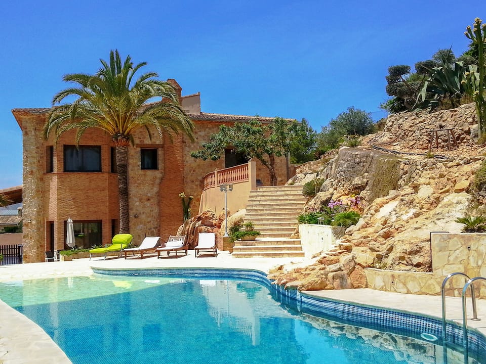 For Sale. Villa in Pedreguer