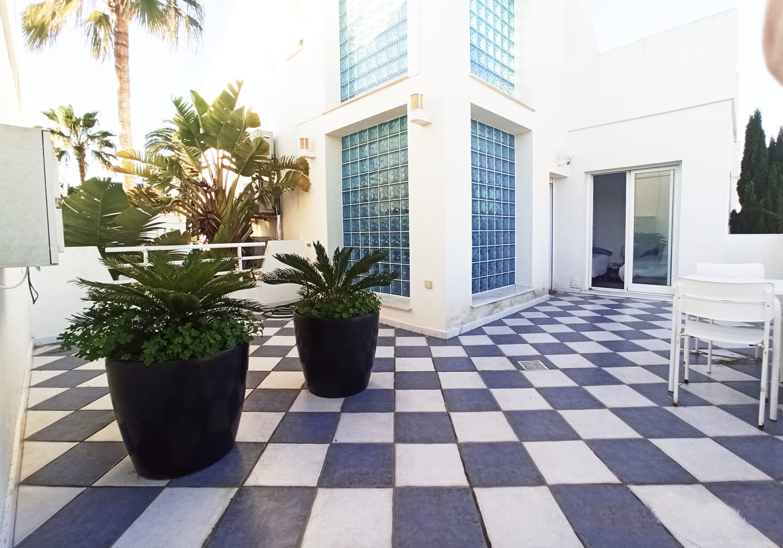 ERSTE LINIE IN DENIA