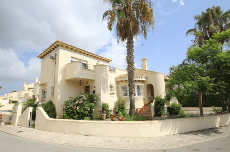 CC-778192 - For Sale. Villa in Orihuela Costa