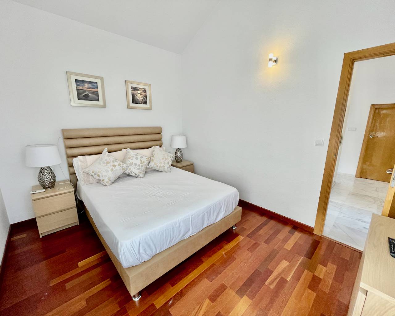 Venta. Villa en Algorfa