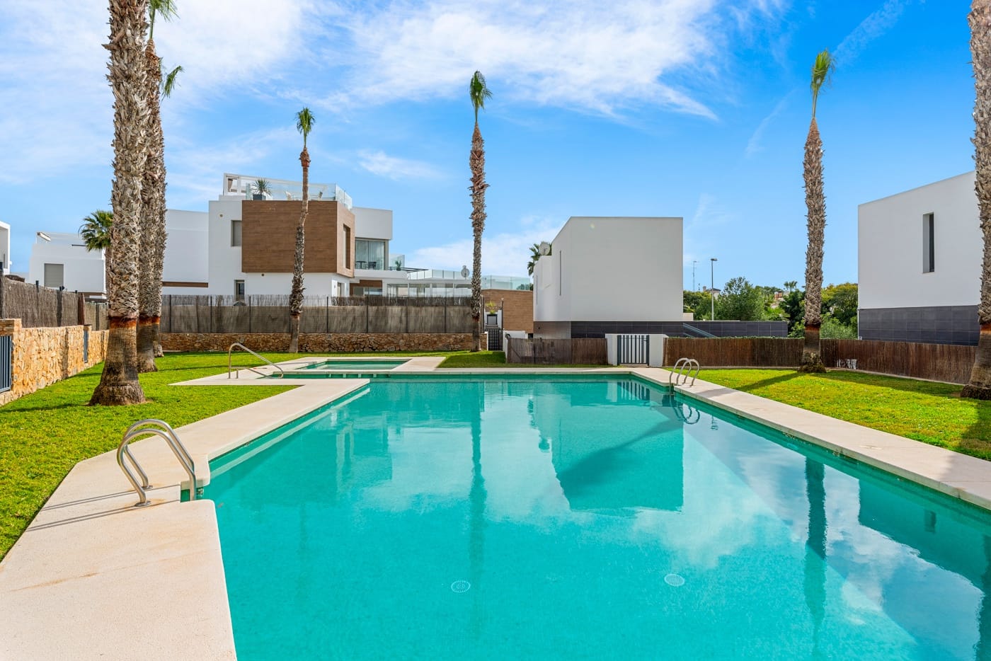 Venta. Villa en Orihuela Costa