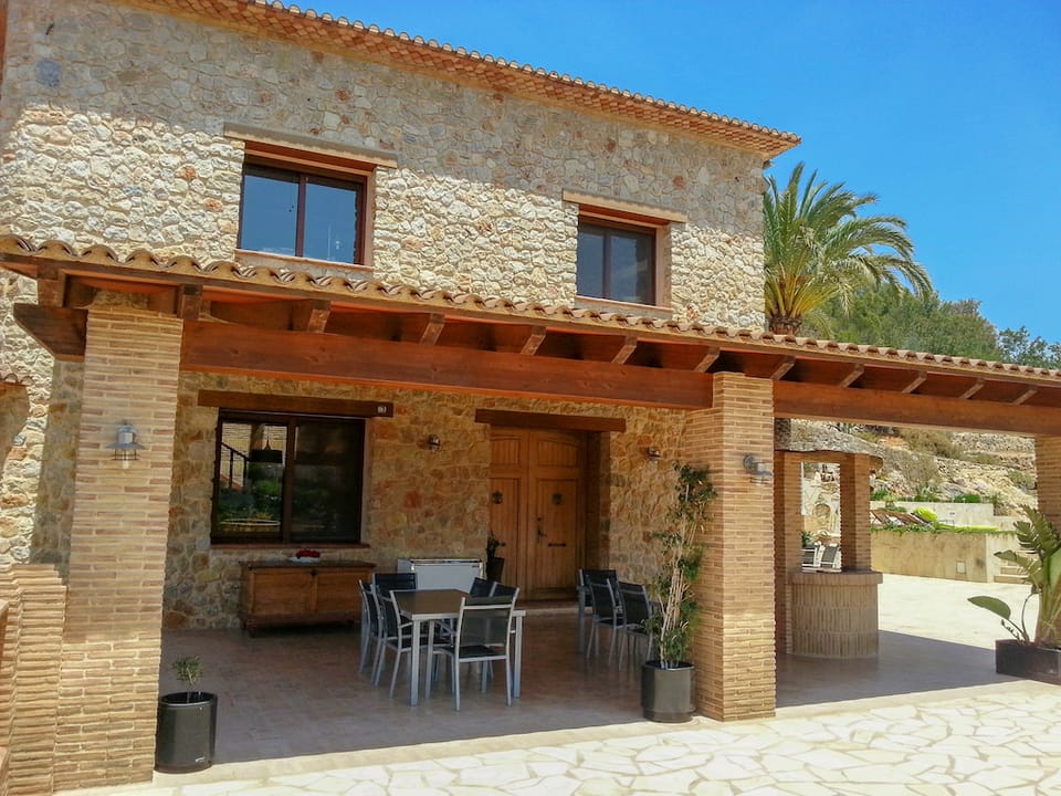 For Sale. Villa in Pedreguer