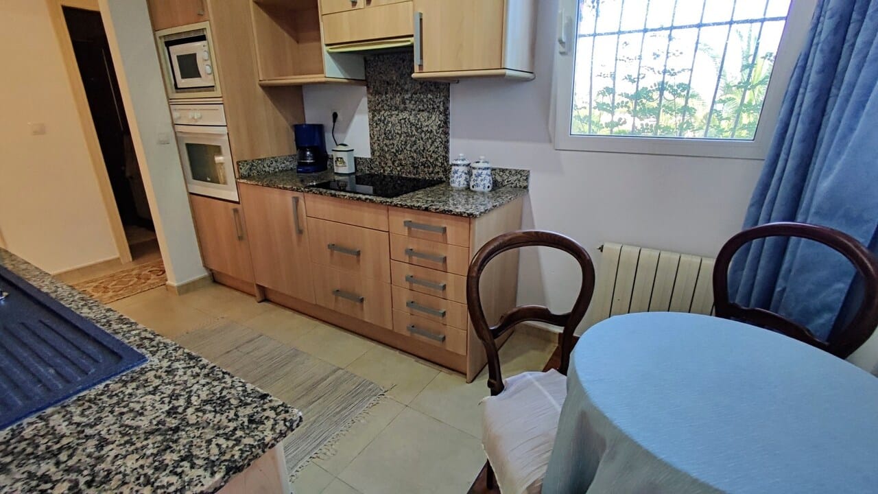 Venta. Villa en Denia