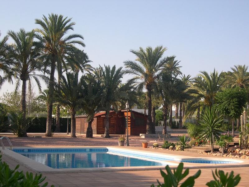 Venta. Villa en Elche