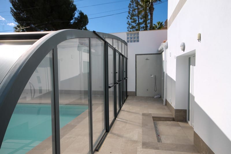 Venta. Villa en San Miguel de Salinas