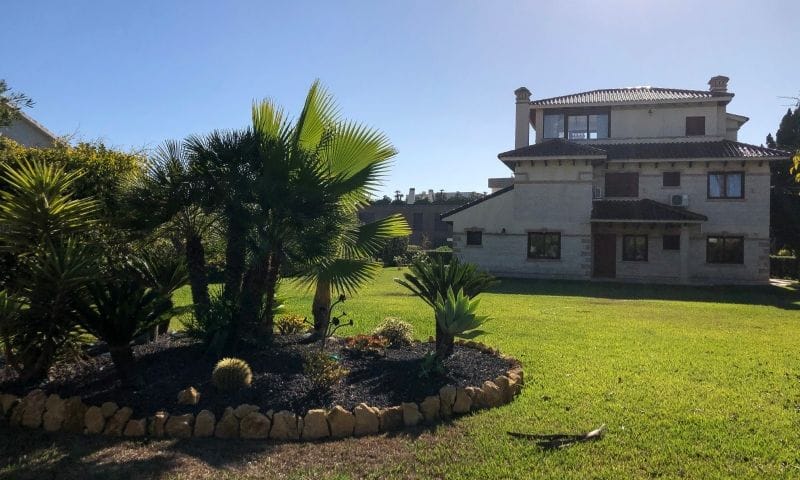 For Sale. Villa in Orihuela Costa