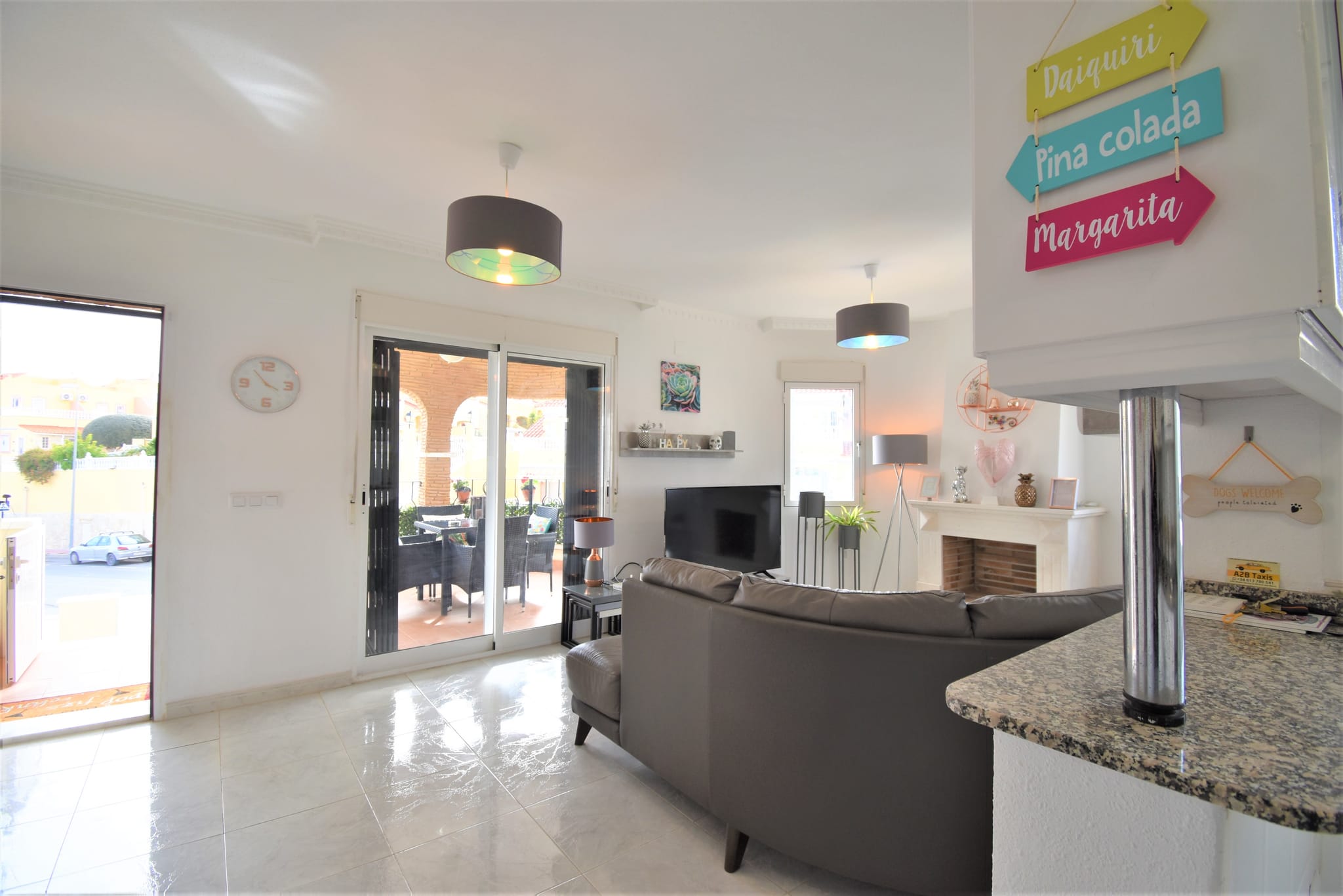 Venta. Villa en Orihuela Costa