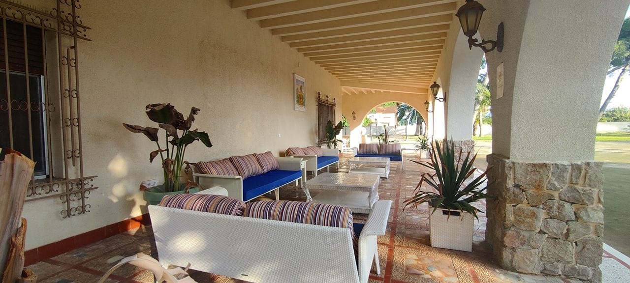 Villa zum verkauf in Dénia