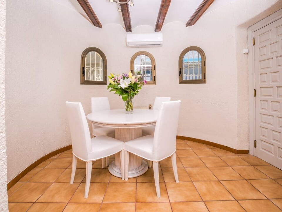 Venta. Villa en Javea