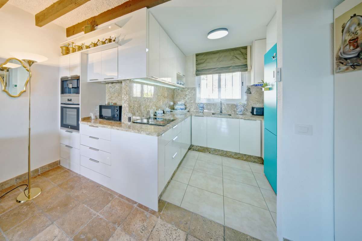 For Sale. Villa in