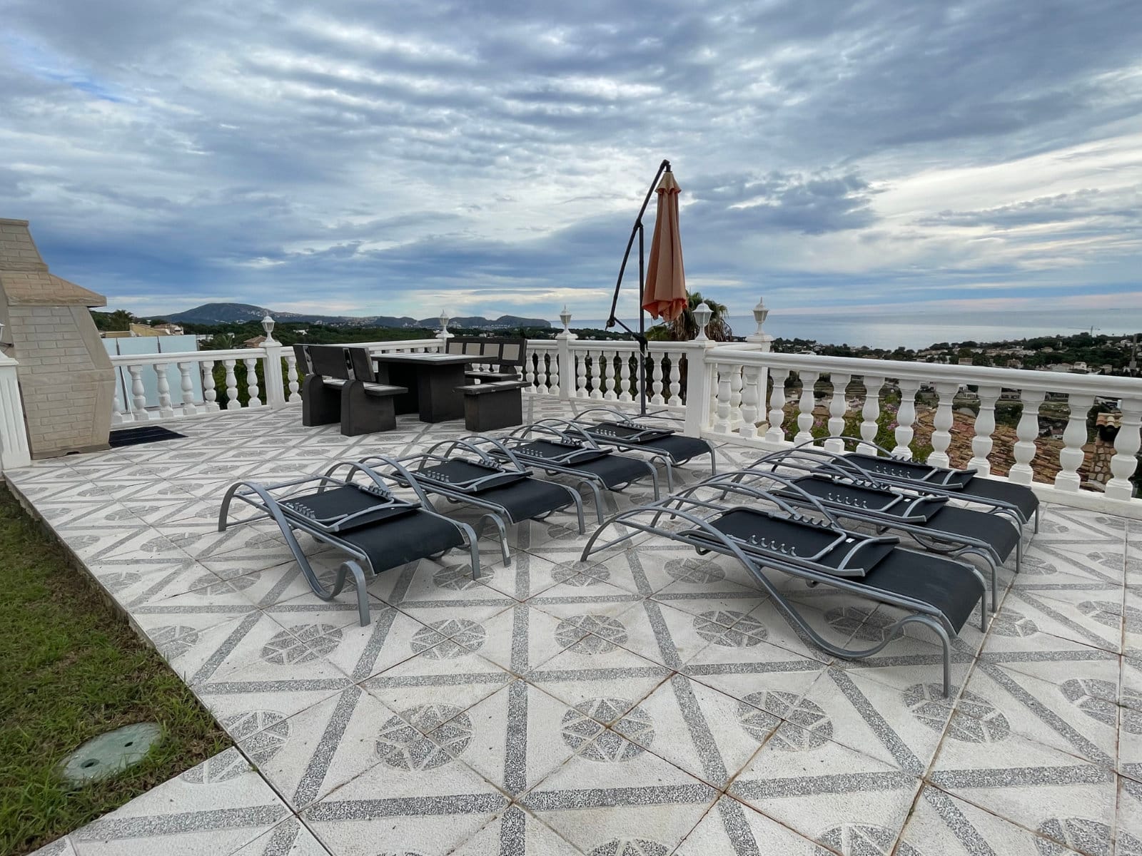 Villa de lujo con vista al mar en venta en Calpe
