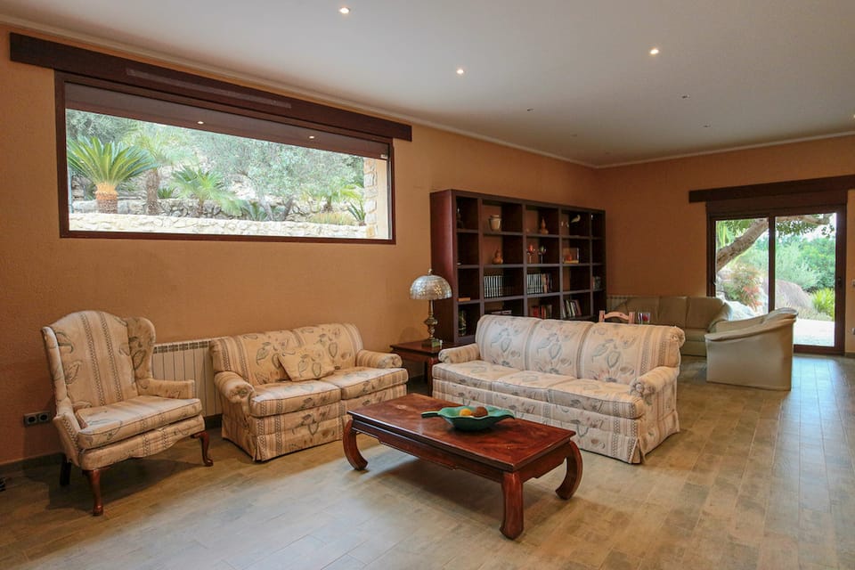 For Sale. Villa in Pedreguer