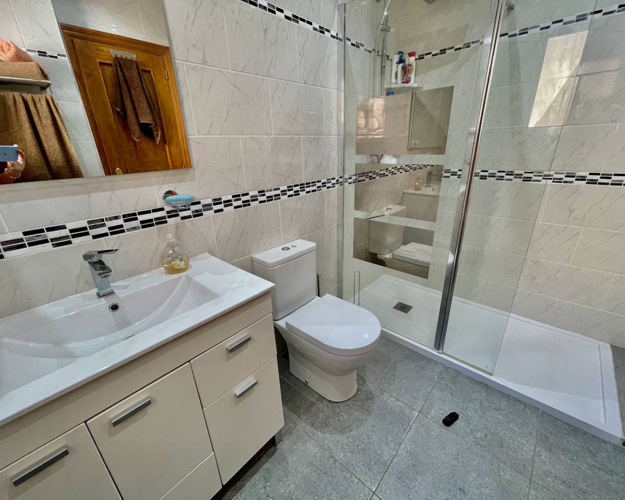 Venta. Villa en Algorfa