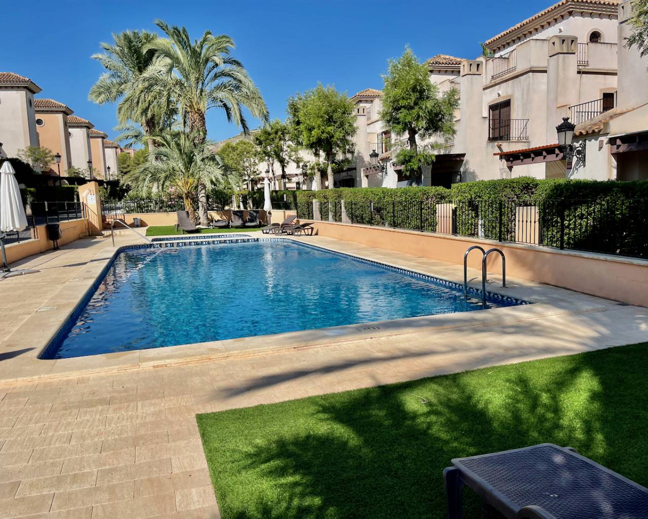 Venta. Villa en Algorfa
