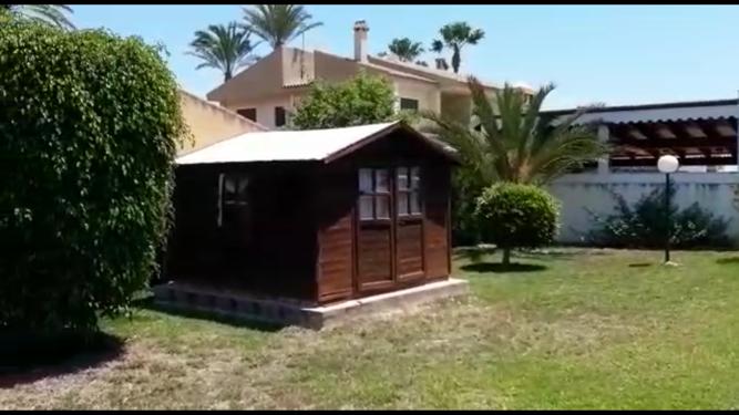 Venta. Villa en Torrevieja