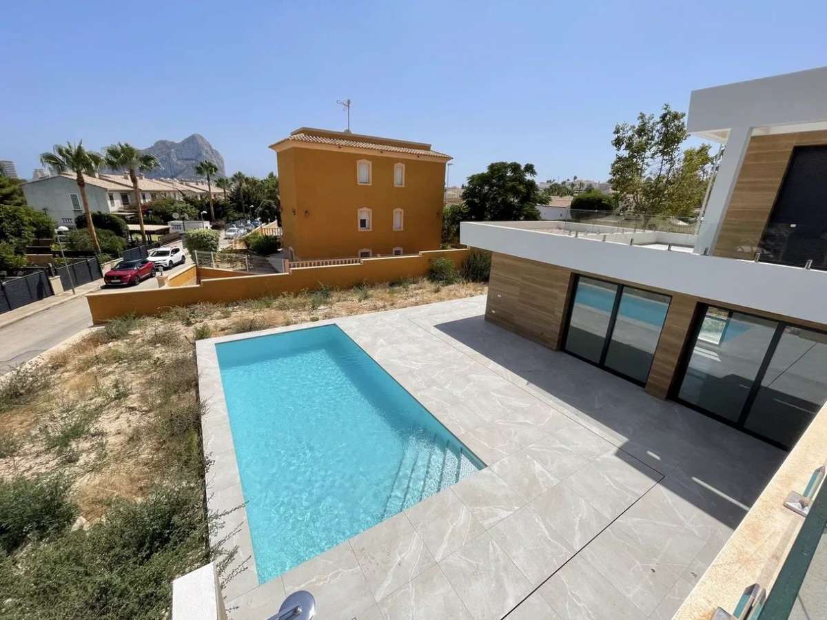 Verkoop. Villa in Calpe