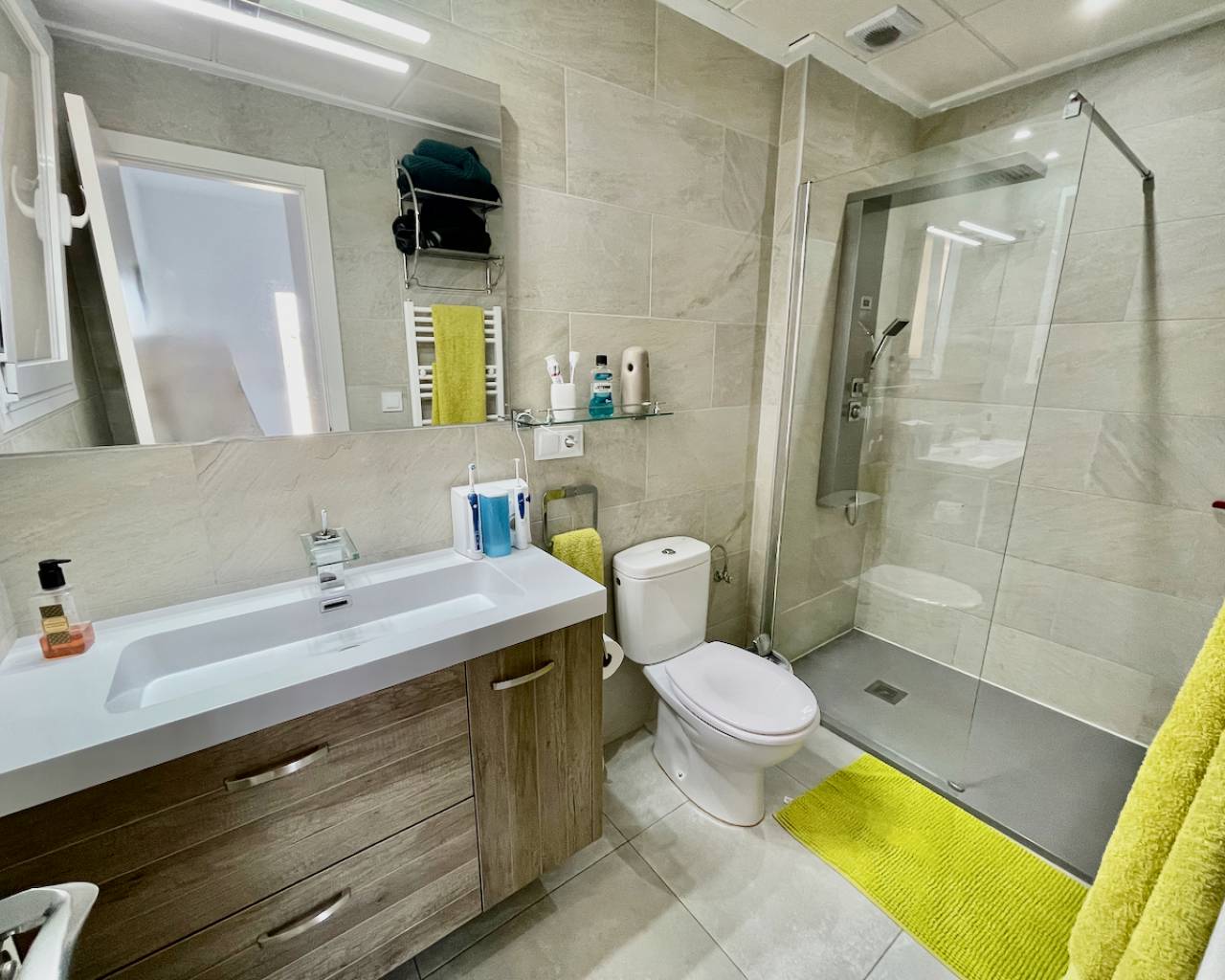 For Sale. Villa in Daya Nueva