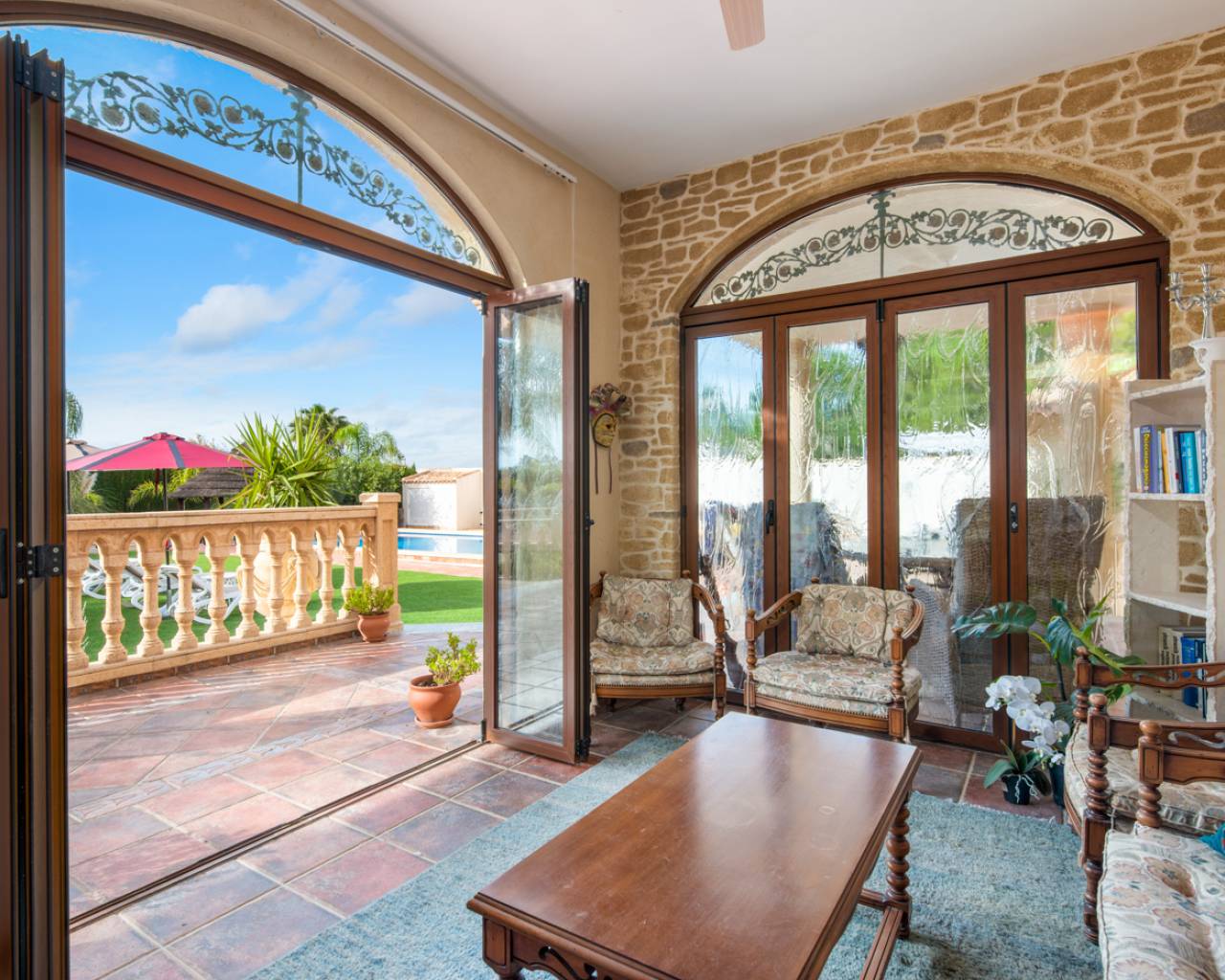 Venta. Villa en Daya Vieja