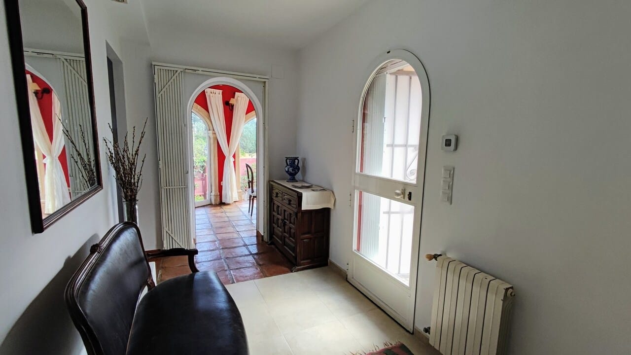 Venta. Villa en Denia