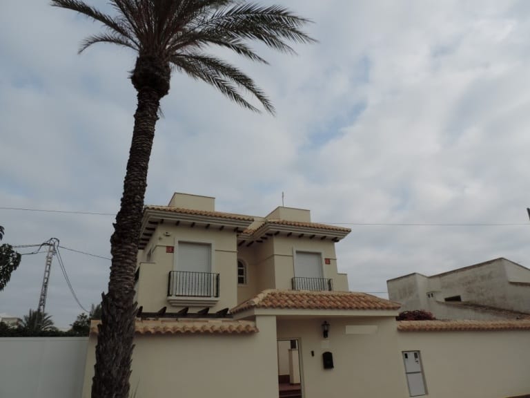 For Sale. Villa in Orihuela Costa