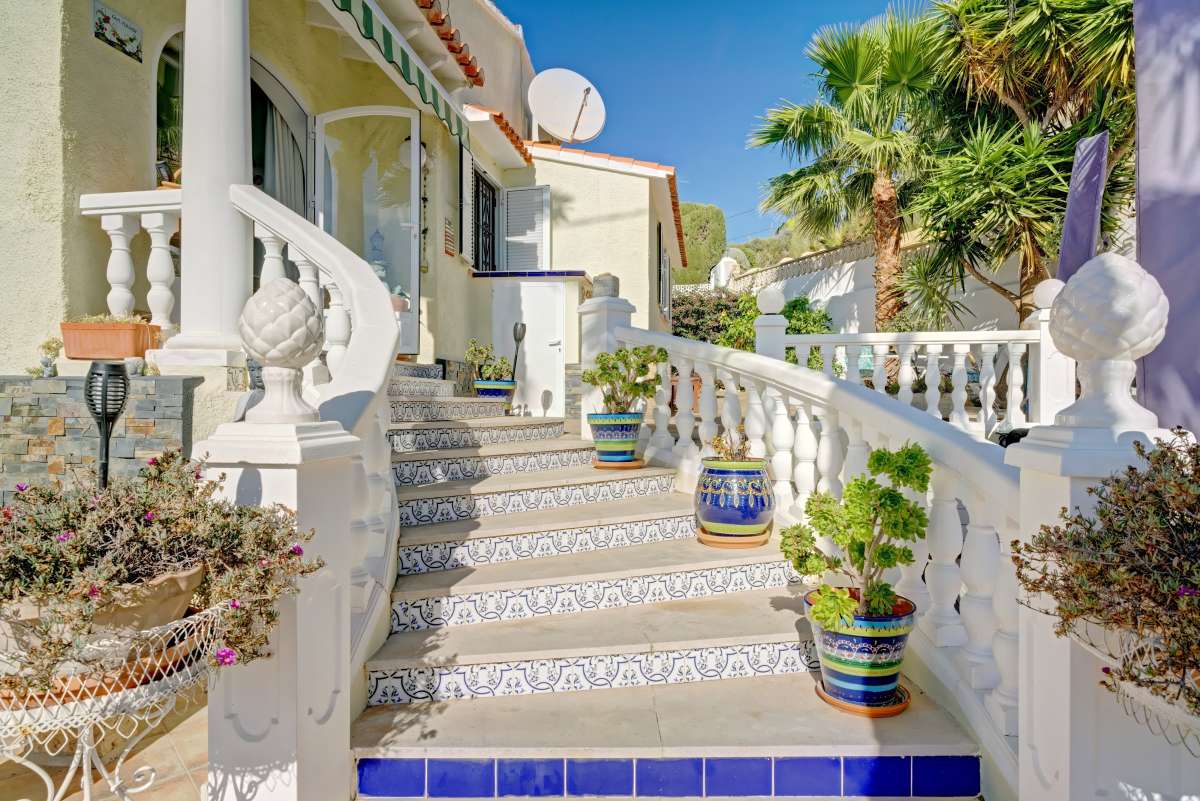 For Sale. Villa in