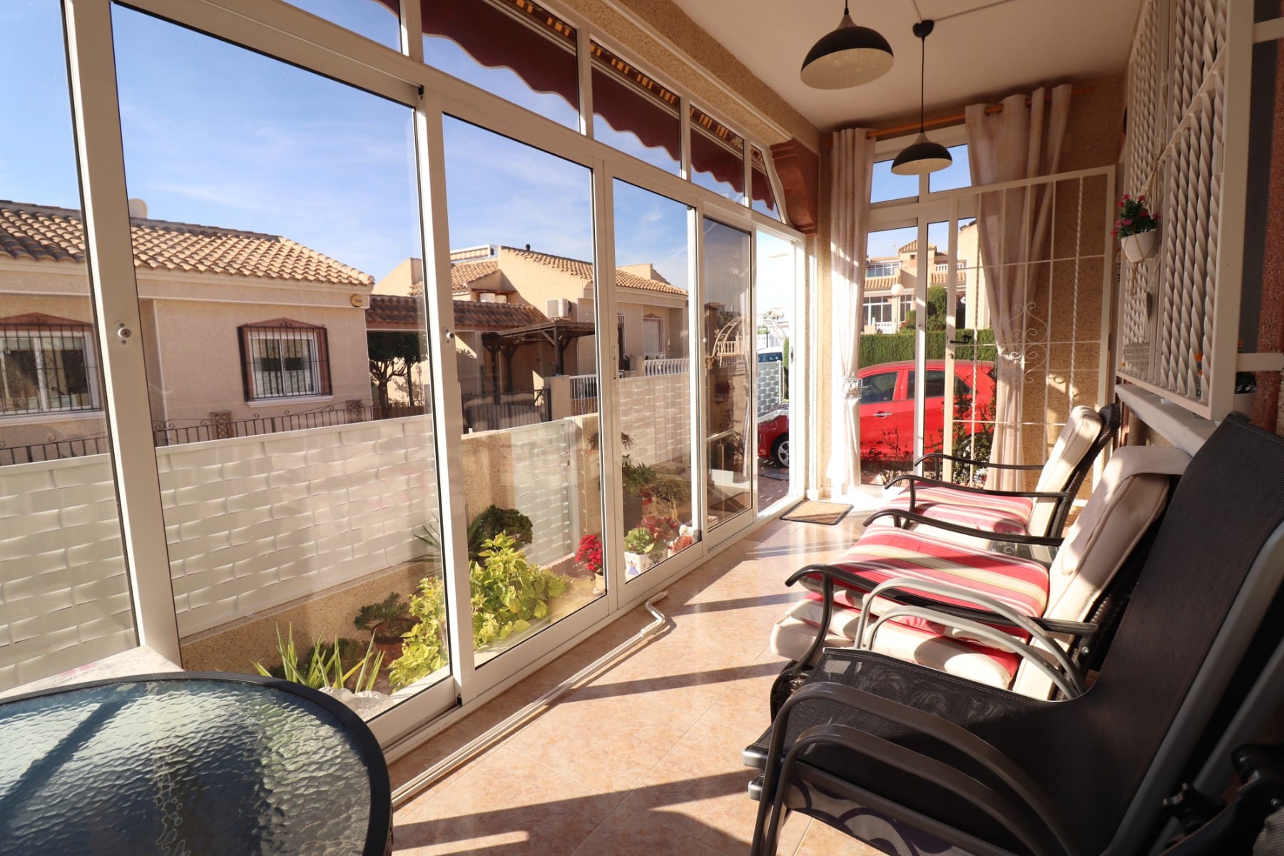 Venta. Villa en Algorfa