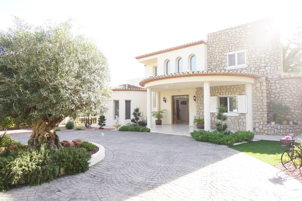 Verkauf. Villa in Benissa Coastal