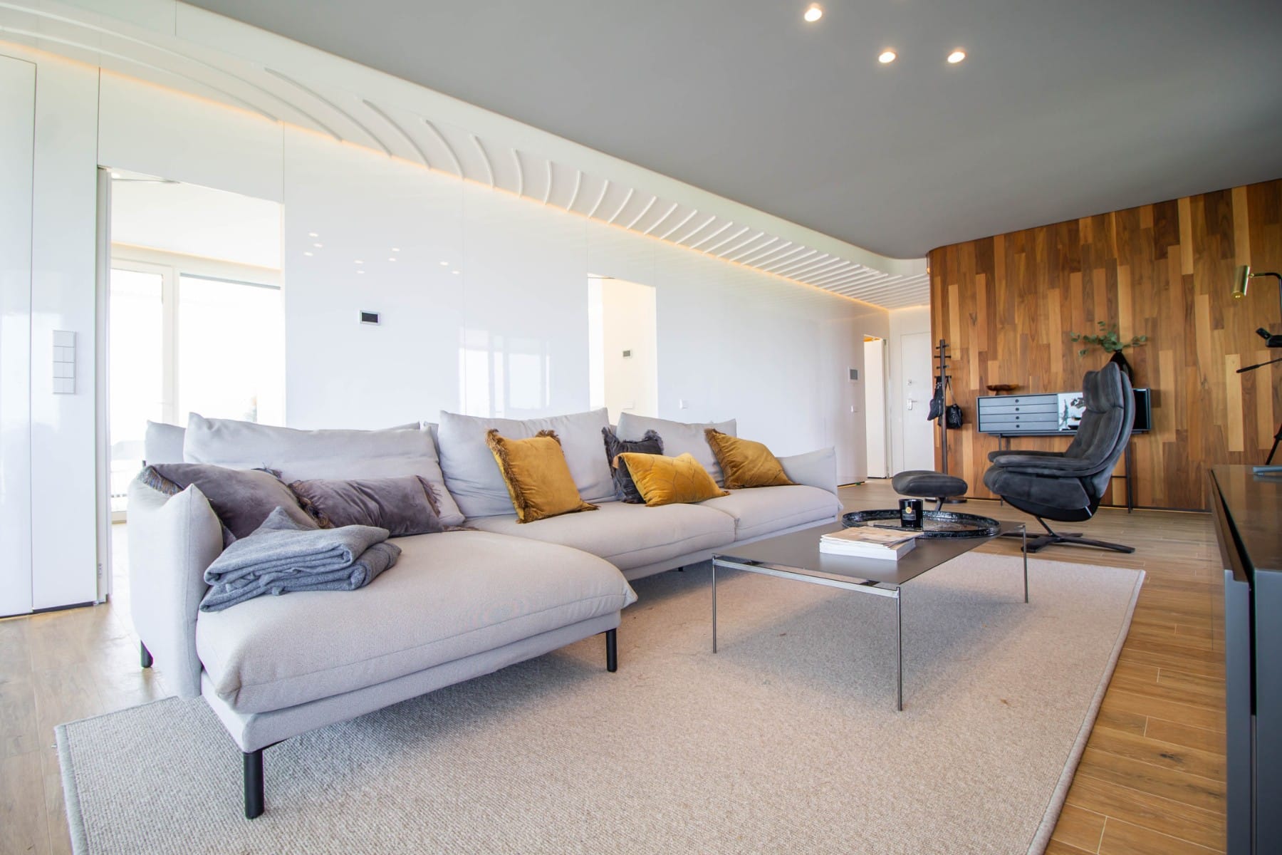 Venta. Apartment en Las Colinas Golf Resort